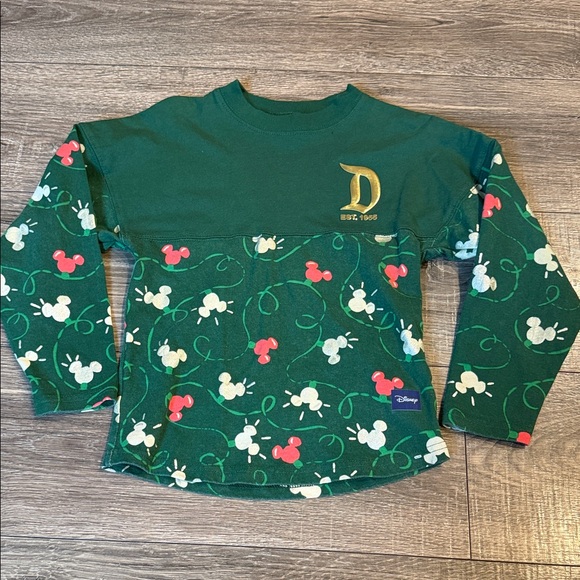 DISNEYLAND Resort Spirit Jersey Xmas - Picture 2 of 8